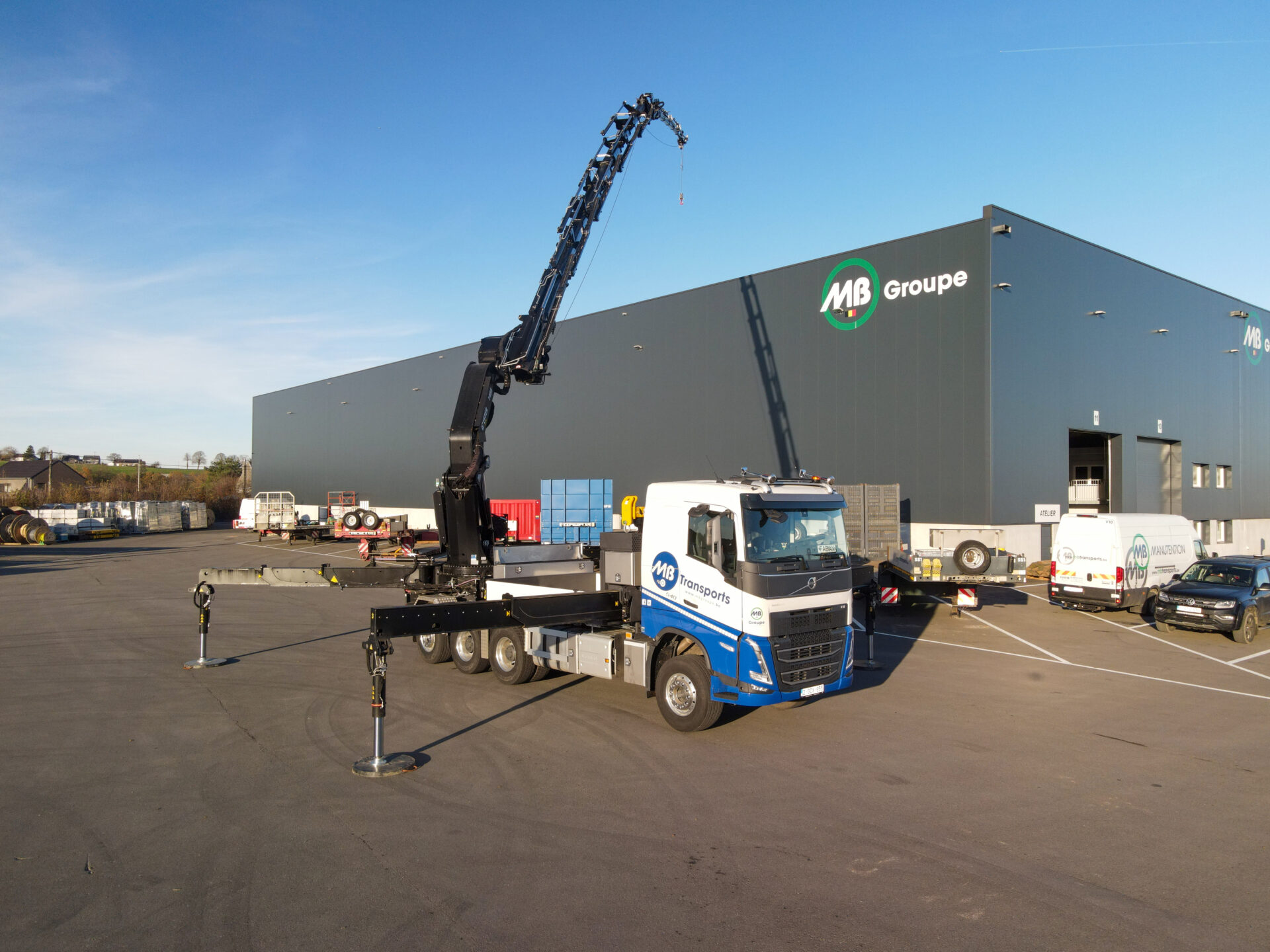 MB Transports repousse les limites avec son nouveau camion-grue G12 !