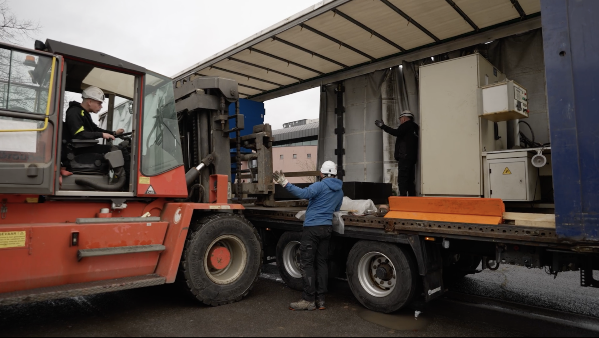 150 tonnes à transférer ! Mission accomplie pour MB Manutention